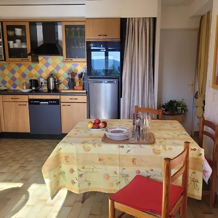 公寓 Avec Vue By Interhome